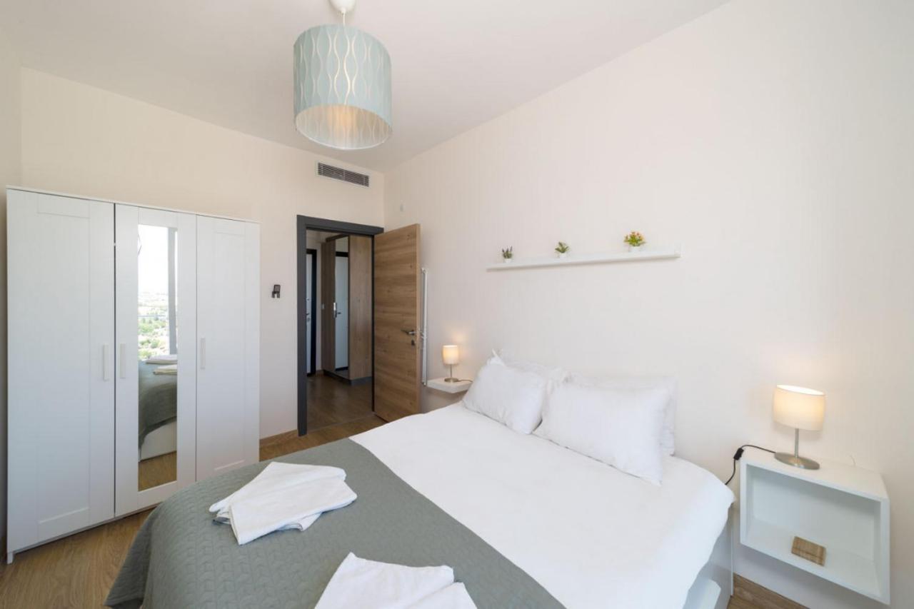 Pleasant Flat With Shared Pool In Kepez Lägenhet Antalya Exteriör bild